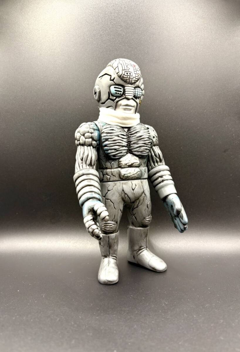 新品】スカルトイズ skulltoys ガイツ アイツ あいつ パンク