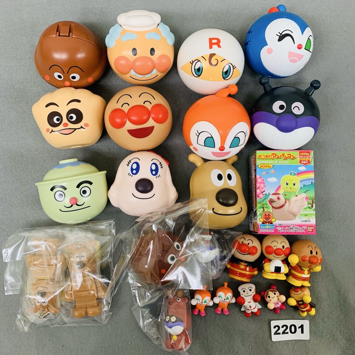 中古】アンパンマン フィギュア 人形 バイキン城 ブラックロールパンナ