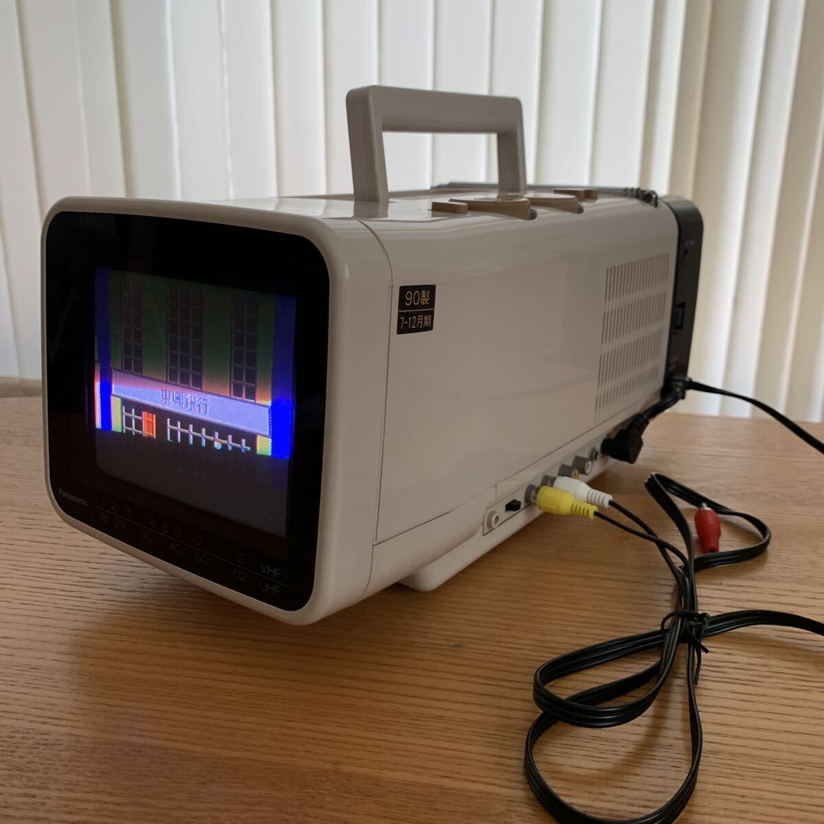☆Panasonic piedra TH-8U3 モダンなデザインテレビ 完動品の落札情報