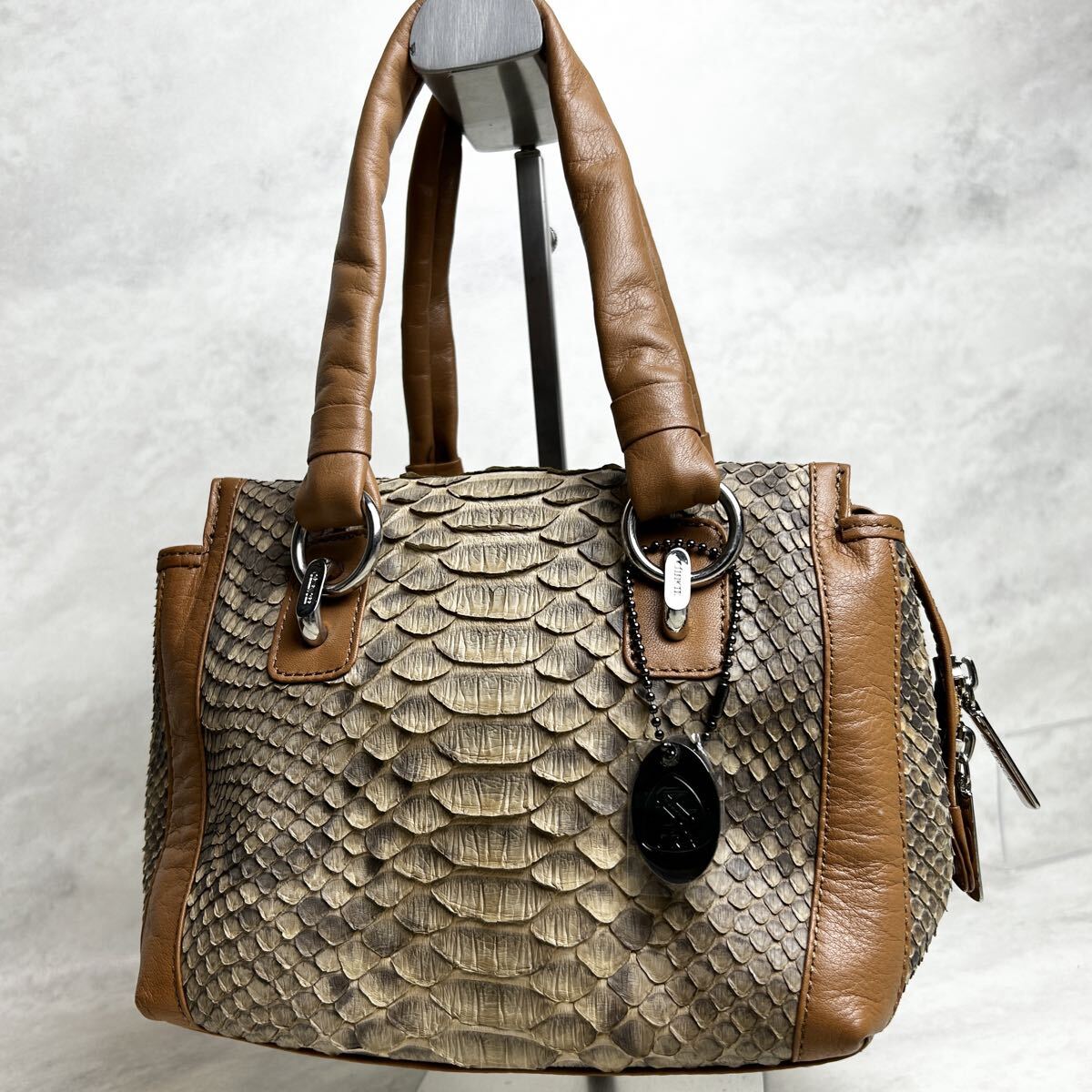 廃盤！定価15万円 エルイーディーバイツ【Premium Model Par Satoh 