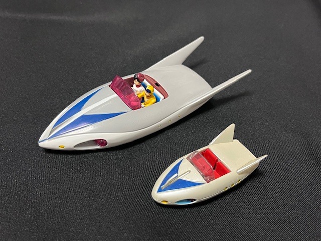 バンダイ キャラウィール スーパージェッター 流星号 ホットウィールの