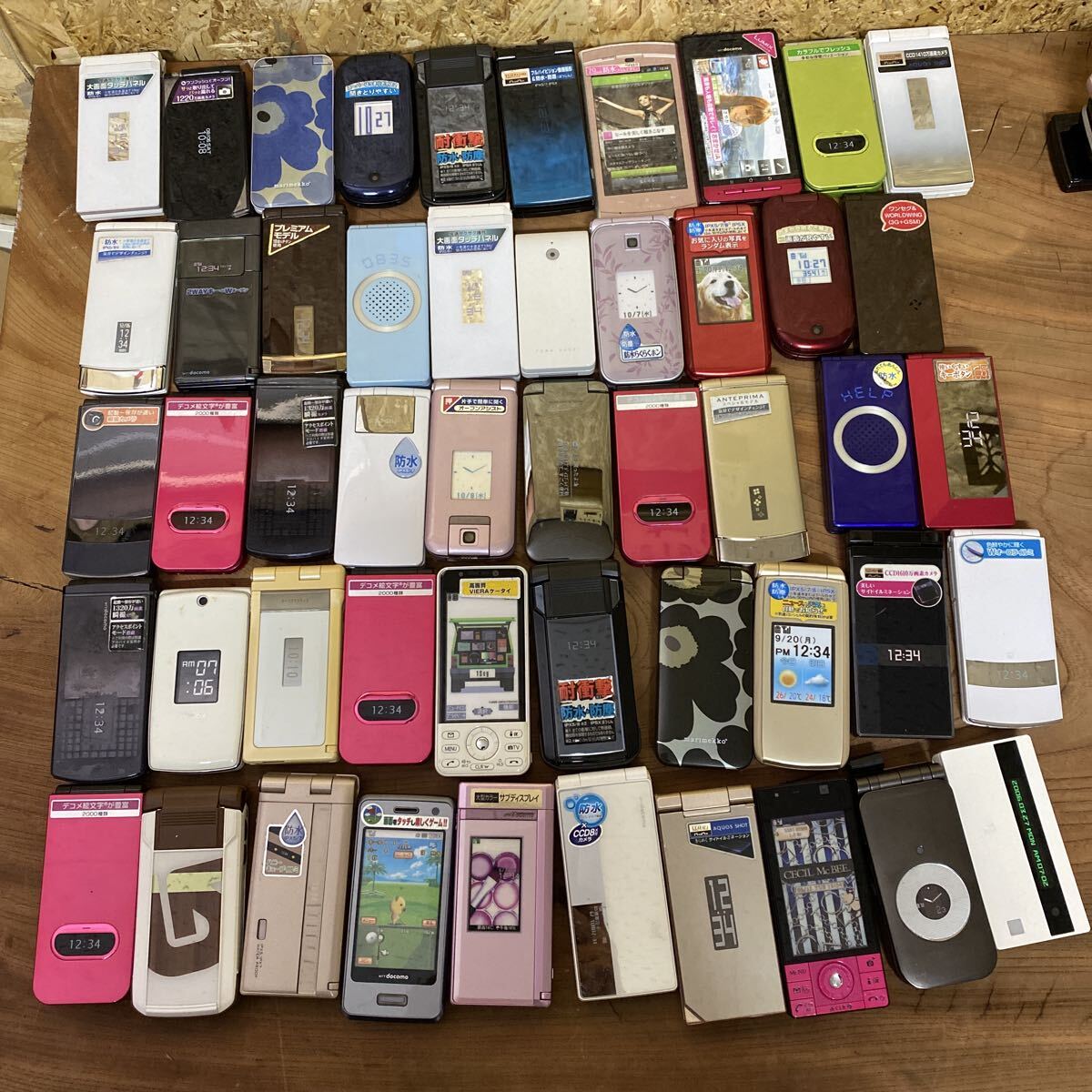 docomo 携帯電話 モックアップ 60台以上（中古品 ドコモ ガラケー