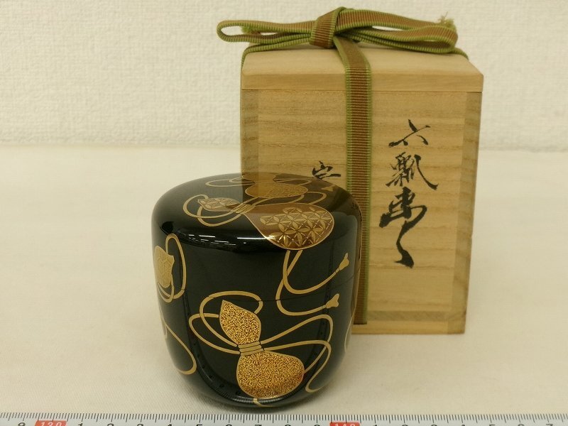 中古】最高峰蒔絵師 輪島塗 一后一兆 本金螺鈿細工 春草蒔絵 見返蝶