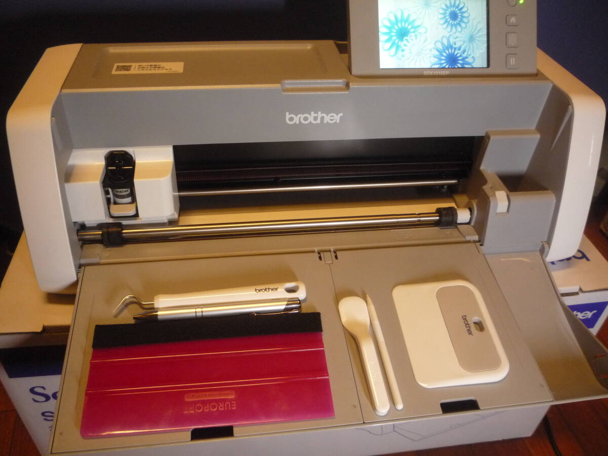 動作品】GRAPHTEC CraftRobo CC100-20 カッティングプロッタ