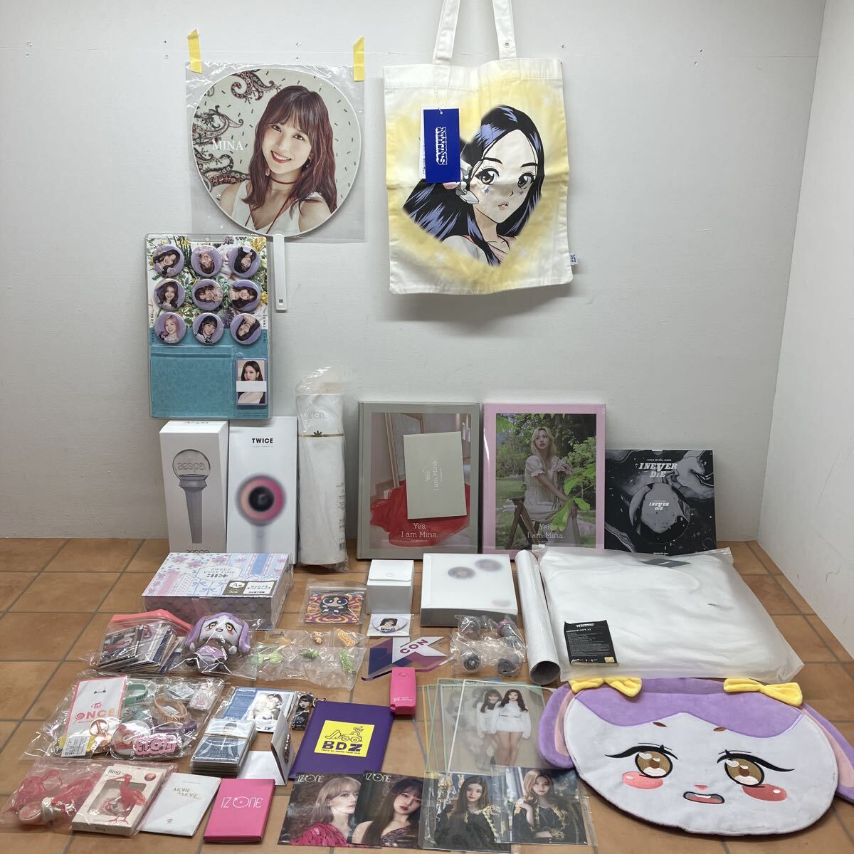 KARA 直筆サイン入り写真 （旧メンバー） 韓国／女性アイドルグループ