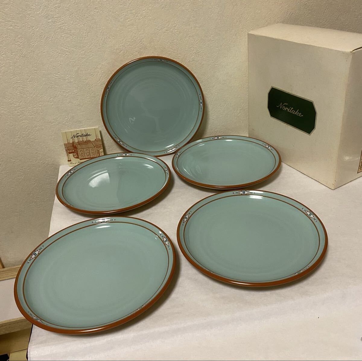 新品】新品 ノリタケ Noritake ロイヤルオーチャード モーニングペア