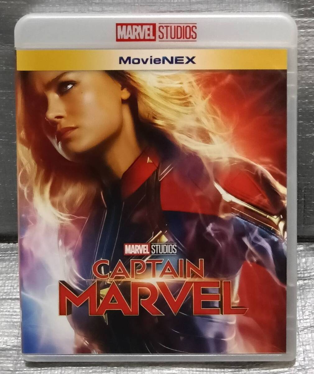 ブリー・ラーソン☆直筆サイン入り写真☆キャプテン・マーベル／ルーム