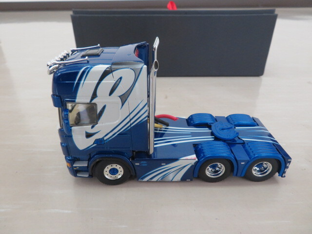スカニア1/50 ケンクラフトトレーラーセット 中古】1/50 WSI スカニア 16輪低床トレーラー ケンクラフト特注 200台