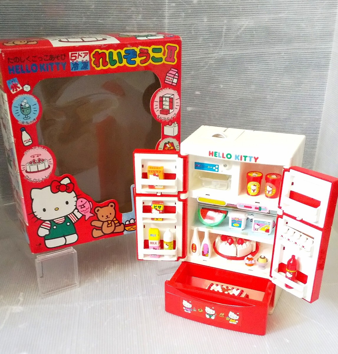 中古】ハローキティ ままごとトントン ママ キッチン れいぞうこ