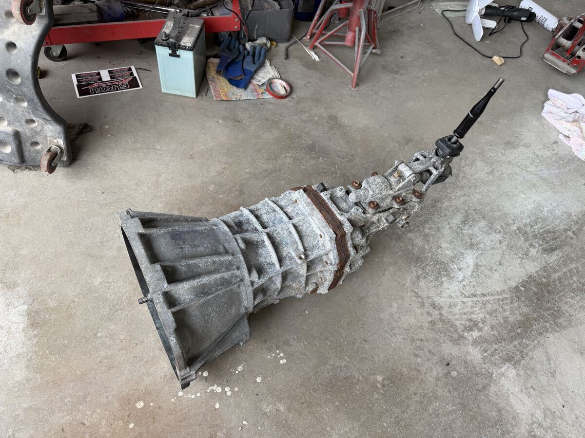 新品】JZX100 純正 5速 ミッション 新品 未使用品 33030-2A600 即納