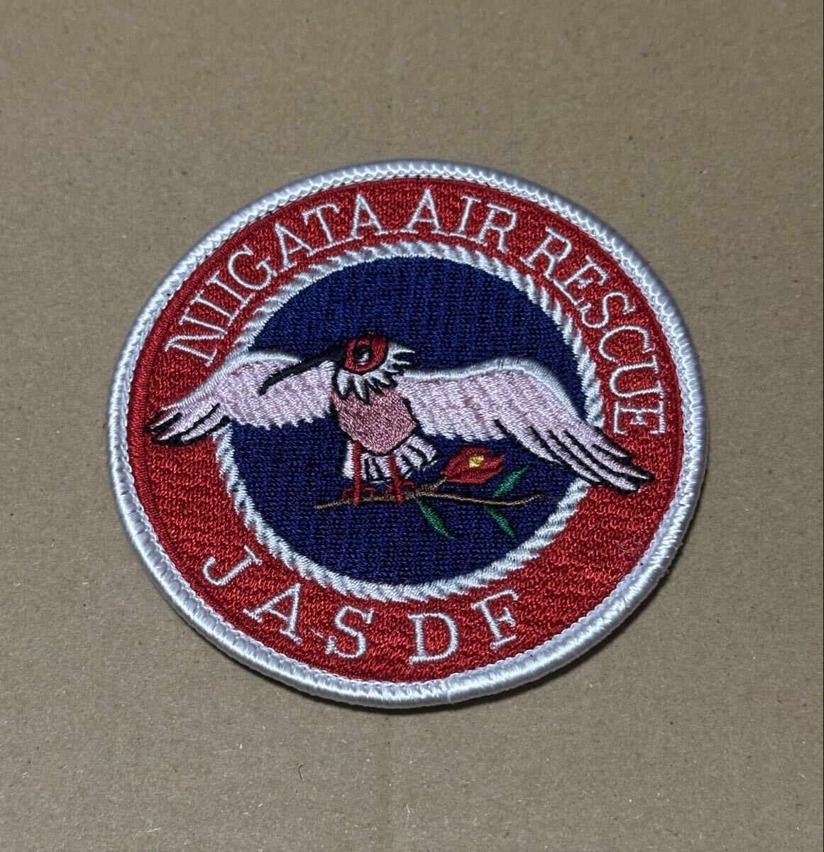 新品】撮影用 新型 ベルクロ 紺色 警視庁刺繍ワッペン大小セットの落札