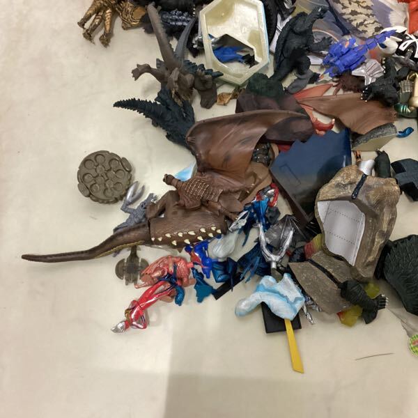 アマプロ マルサン コラボ 大怪獣列伝 キングシーサー ソフビ 高さ約