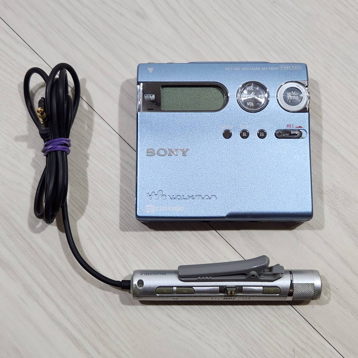 AIWA アイワ Minidisc Recorder ポータブル MDレコーダー AM-F3 説明