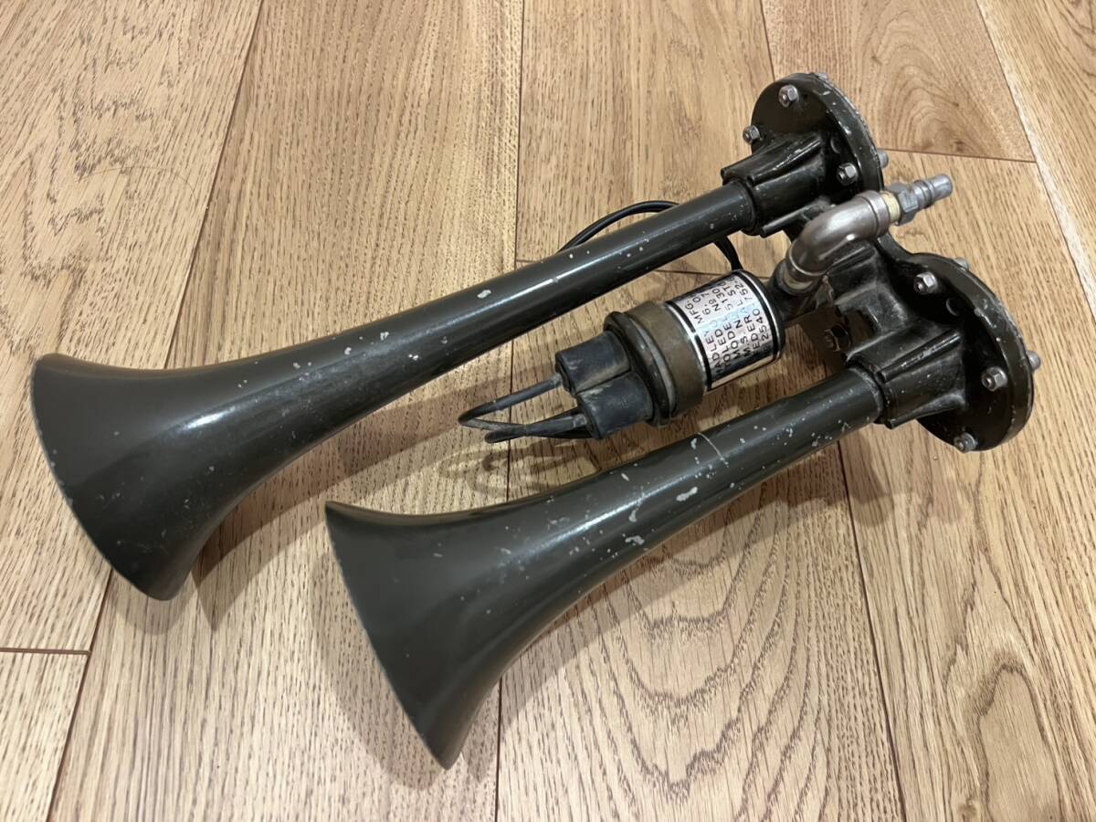 デコトラ　ブタ鼻　12V 米軍　ハドレー　当時物　ADZ 希少 中古】ハードレー 豚鼻 スイッチ ゴムコネクター エアーホーン