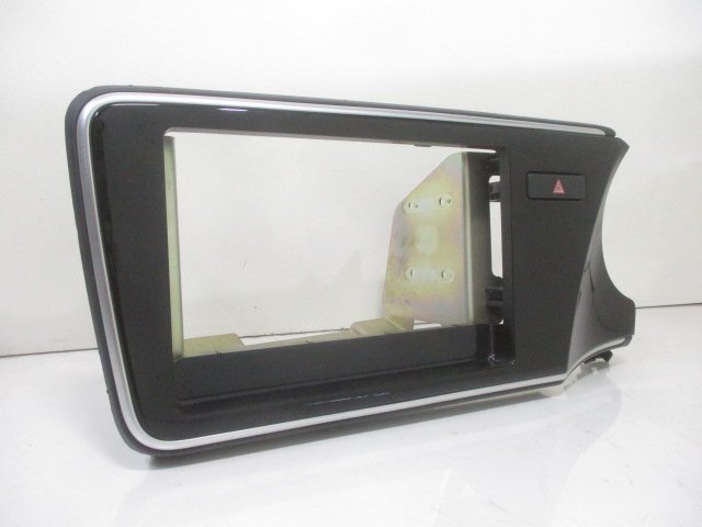 新車外し】GM4/GM5 グレイス 純正オーディオ パネル 77250-T9A-T5-20