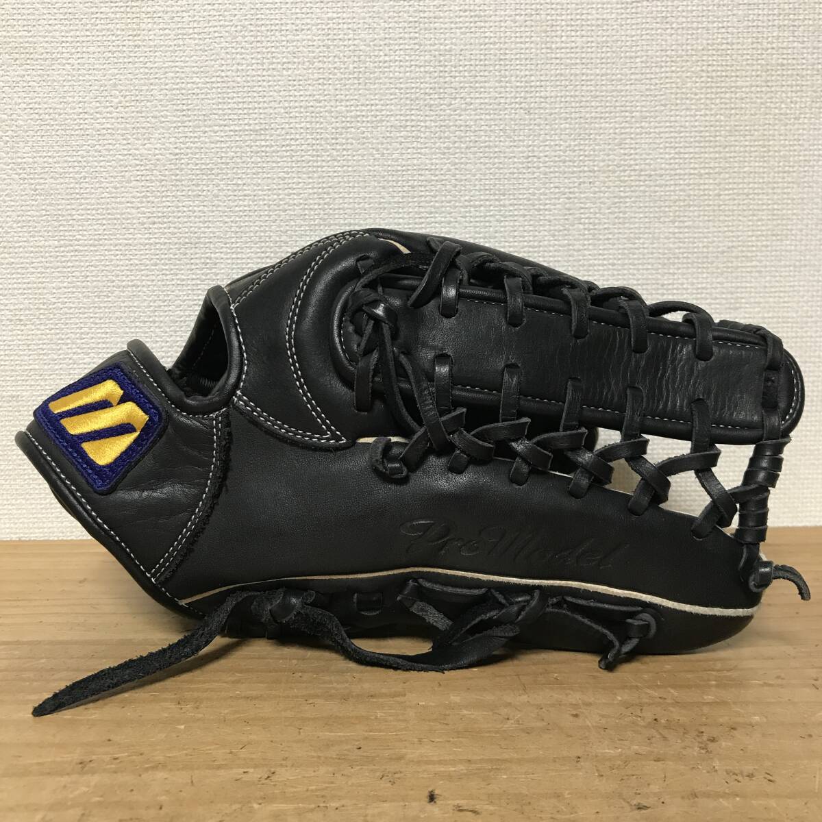 奇跡の逸品？初代Mマーク MIZUNO(ミズノ) 一般軟式オールラウンド用