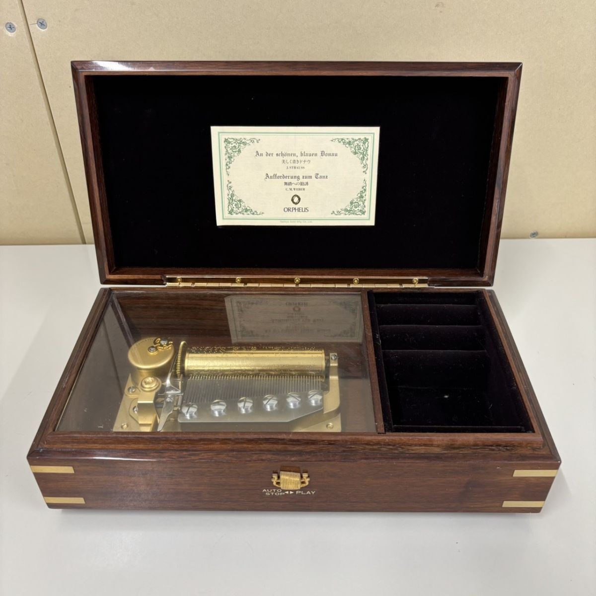 中古】Sankyo オルゴール メモリー 蝶からくり ジュエリーボックス