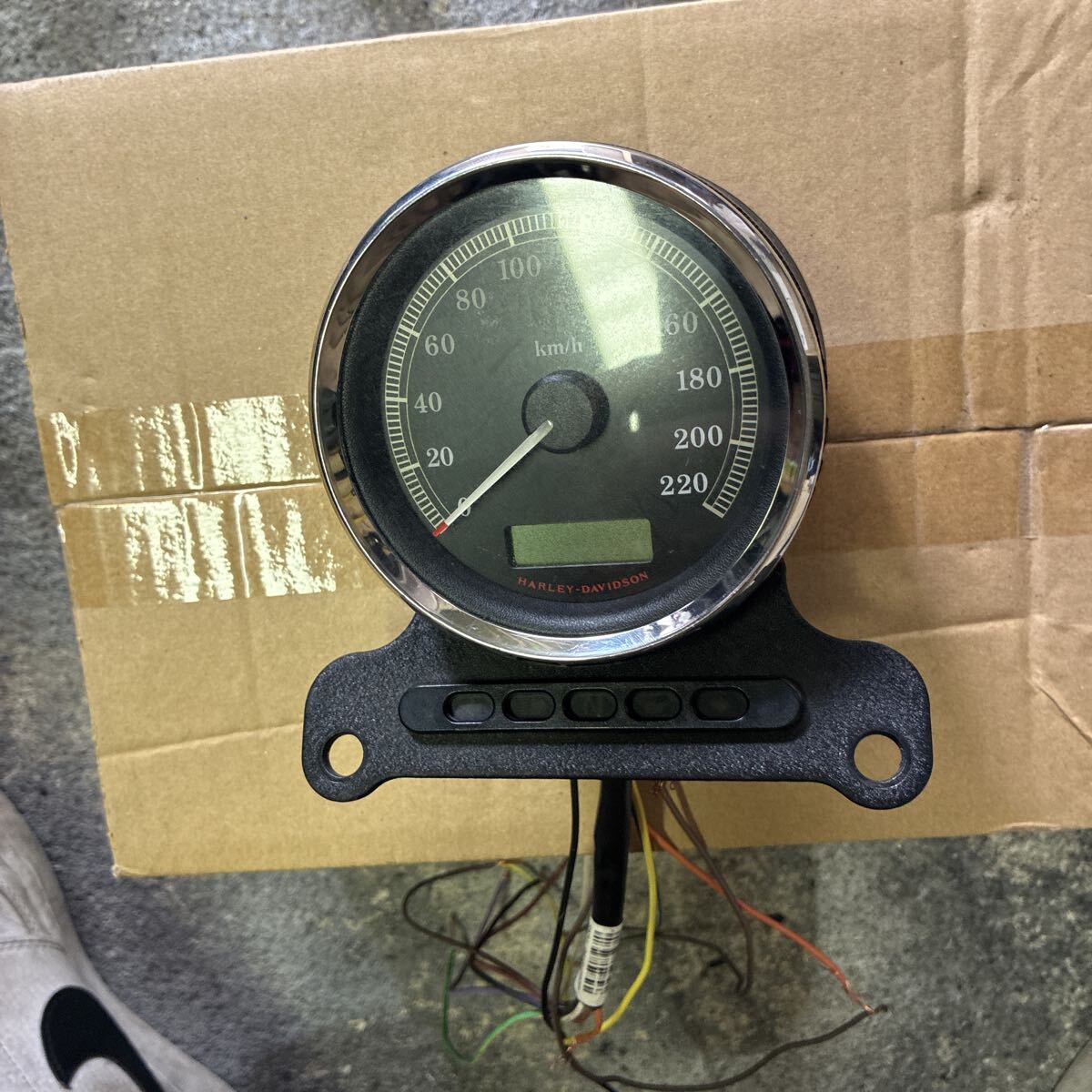 Harley-Davidson スピードメーター 本体 67479-12 美品】ハーレーダビッドソン 純正スピードメーター ☆ 品番 67479-12