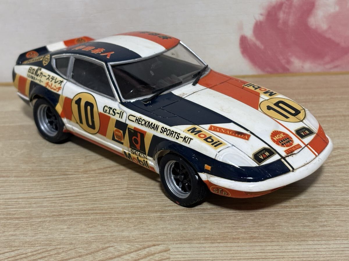 昭和の名車 フェアレディZ 240ZG 1/24 草ヒロ風景ジオラマ 自作完成品
