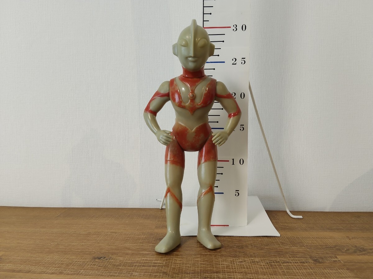 1984年 円谷プロ 限定版 ウルトラマン 専用箱付 ソフビ 人形