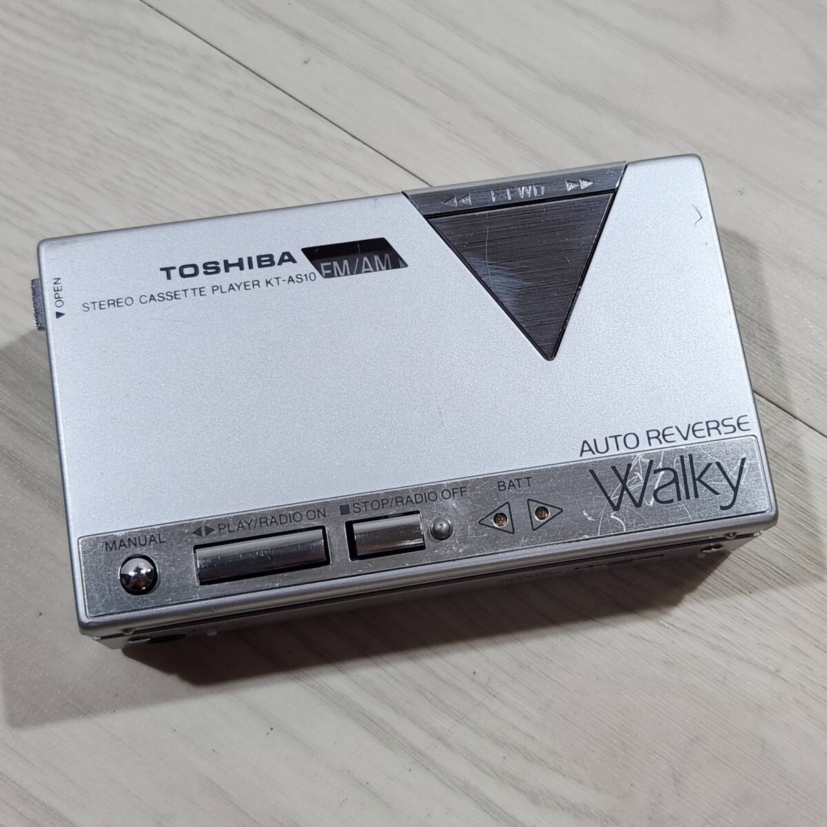 中古】【TOSHIBA】KT-VS2 RP-AF2 Walky tuner pack CASSETTE PLAYER