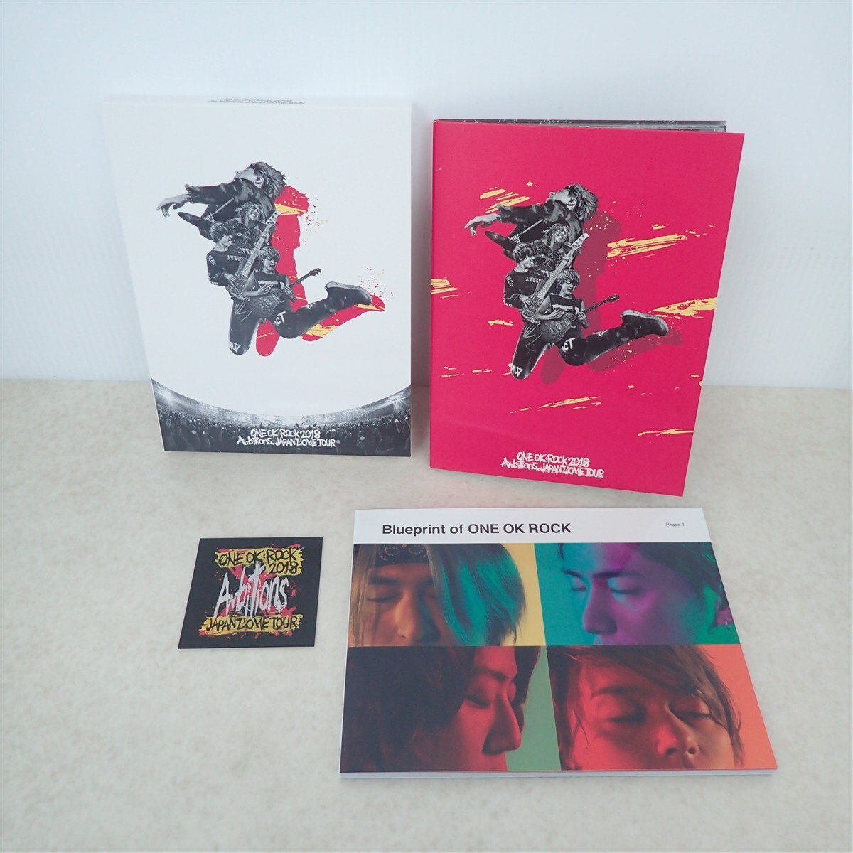 ワンオクロック＜ONE OK ROCK＞「Ambitions(アンビションズ)」CD