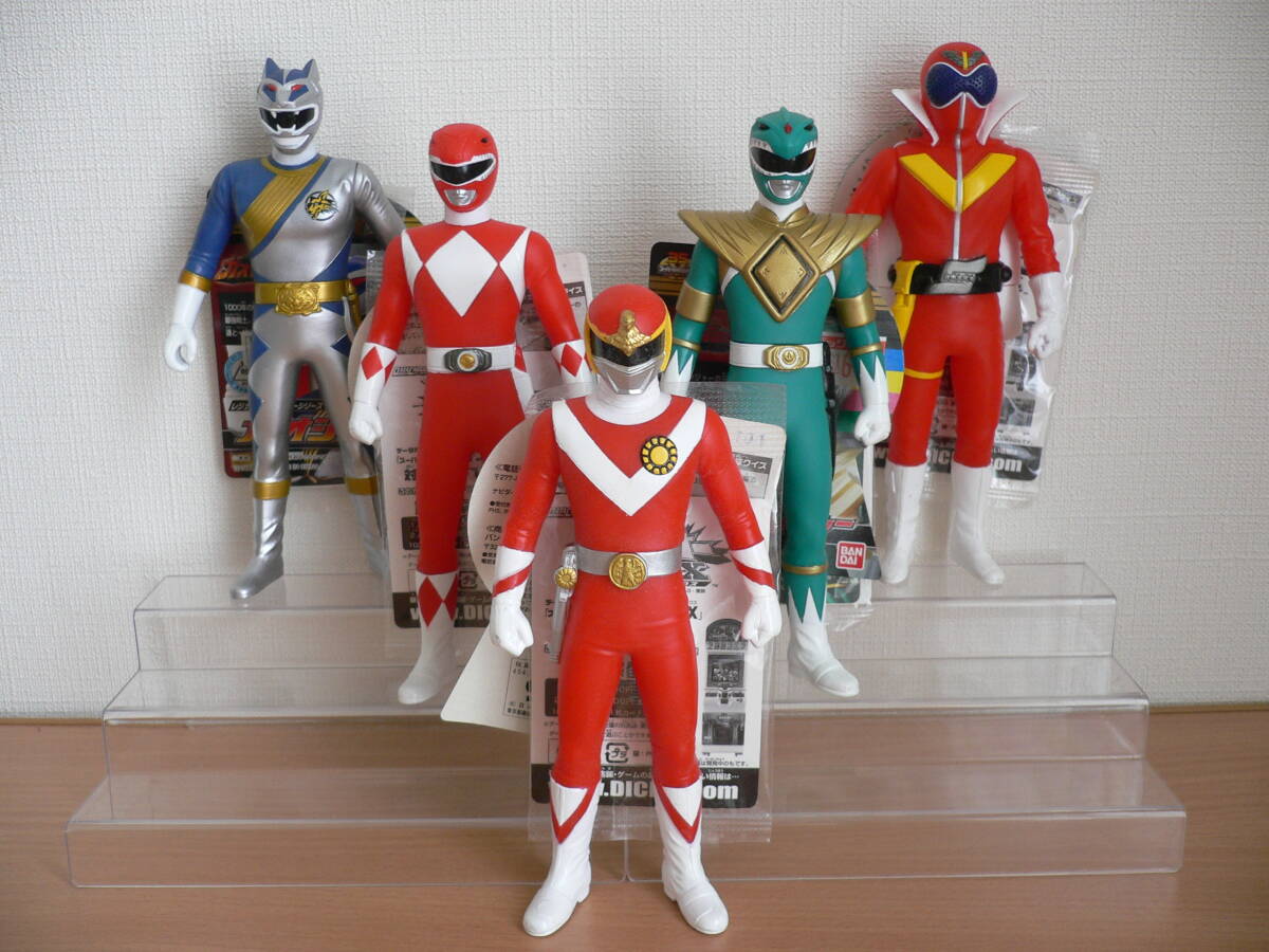 レジェンド戦隊ヒーローシリーズ ソフビ　ティラノレンジャー&　ラゴンレンジャー レジェンド戦隊ヒーローシリーズ ソフビ ティラノレンジャー& ラゴン