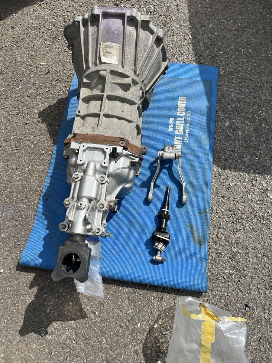 新品】JZX100 純正 5速 ミッション 新品 未使用品 33030-2A600 即納