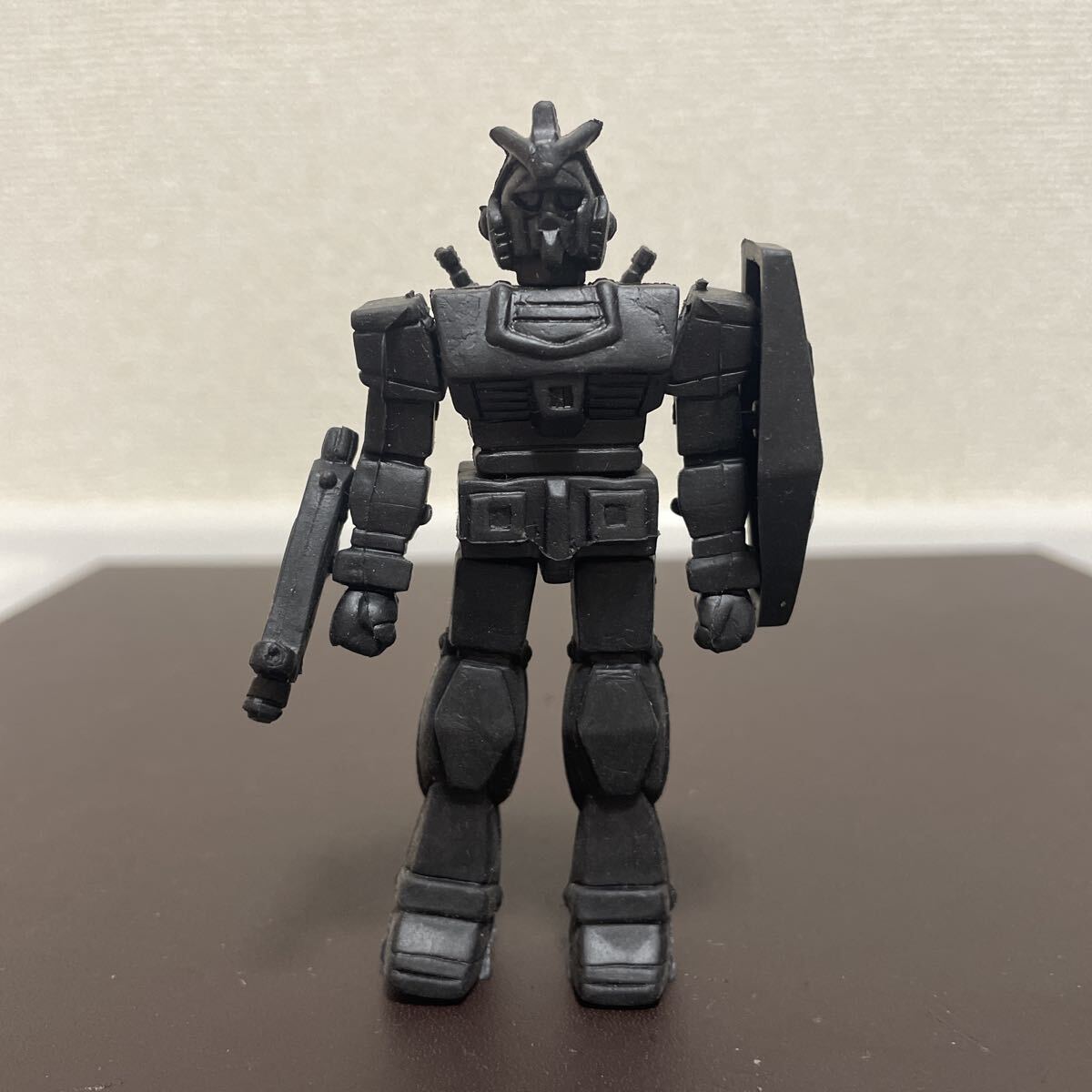 送料無料】ガンボーイ 初期デザイン ガンダム 消しゴム ガン消し