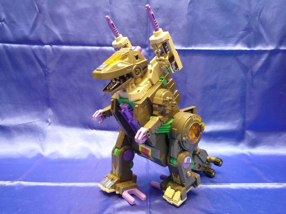 □TAKARA トランスフォーマー ダイナザウラー デストロンシティ ダイノ