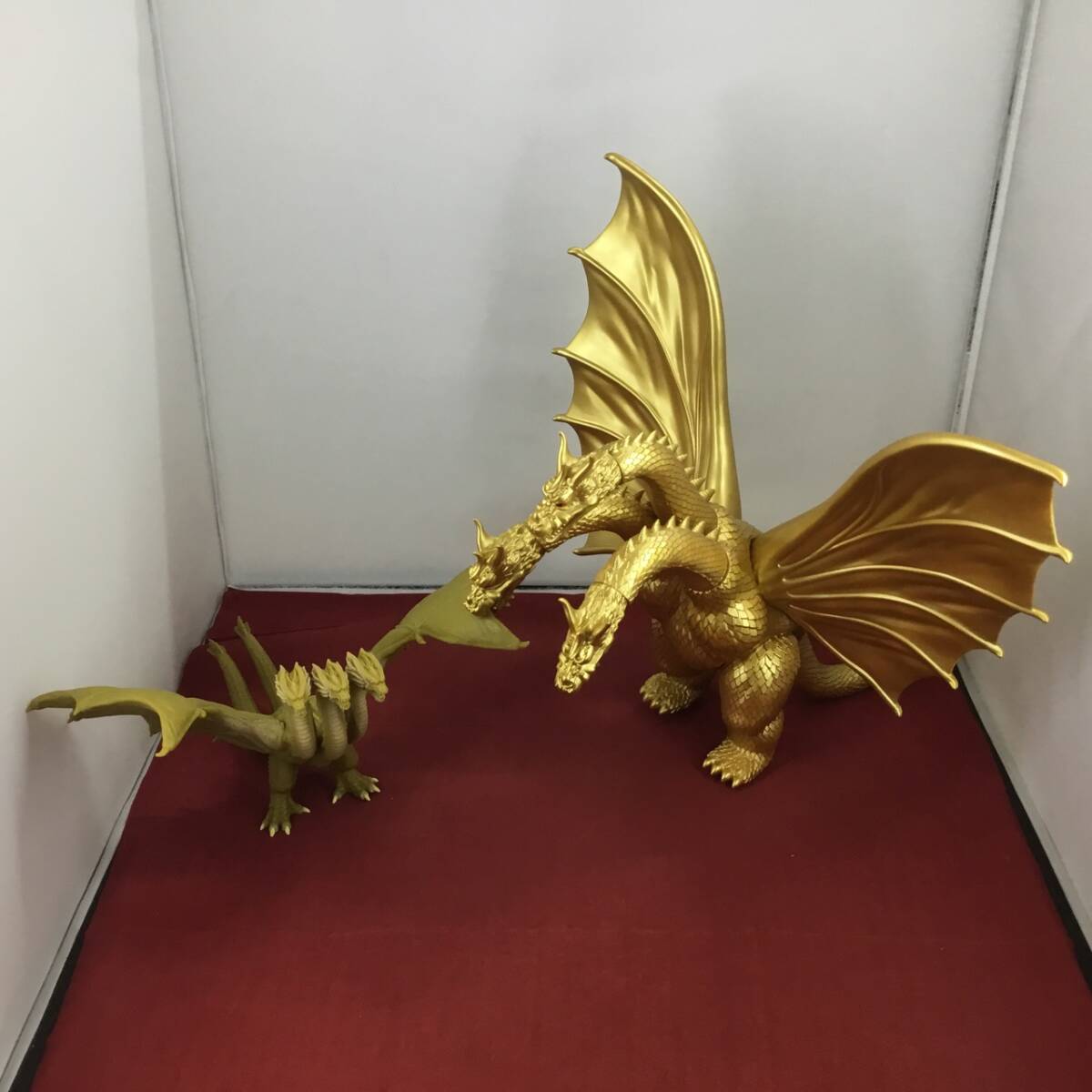 キングギドラ 2002 ムービーモンスターシリーズ ソフビ タグ付 タグ付き キングギドラ2002 ムービーモンスターシリーズ ゴジラ 怪獣