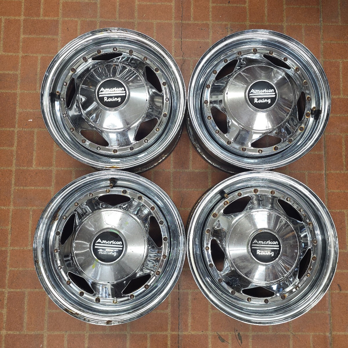 新品】American Racing(アメリカンレーシング)トルクトラスト(クローム