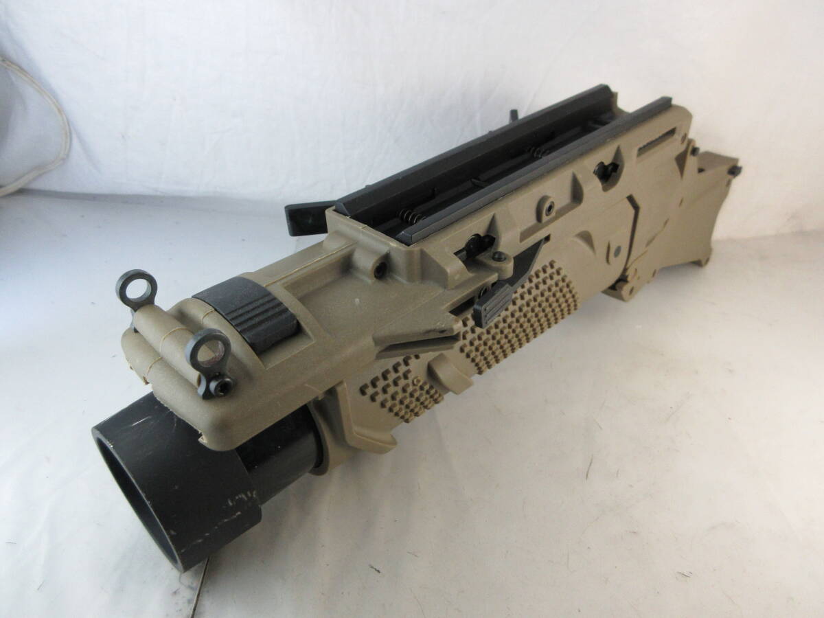 中古美品 東京マルイ製 次世代電動ガン SCAR-H グレネードランチャーと