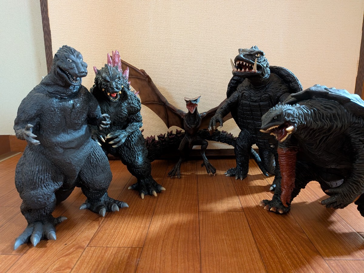 新品】HG GODZILLA -ゴジラ- 2014 全4種セットの落札情報詳細 - Yahoo