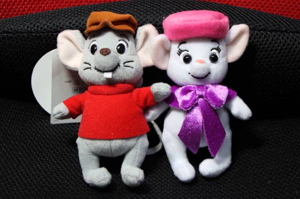 未使用 ディズニーシー 13周年 ビアンカ バーナード ぬいぐるみバッジ の落札情報詳細 ヤフオク落札価格情報 オークフリー スマートフォン版
