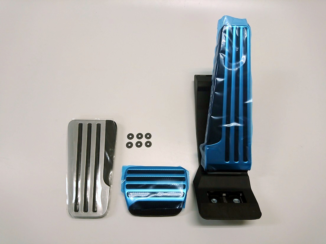 新品】【新品/税込】 V36スカイライン ベースグレードに！ ニッサン  