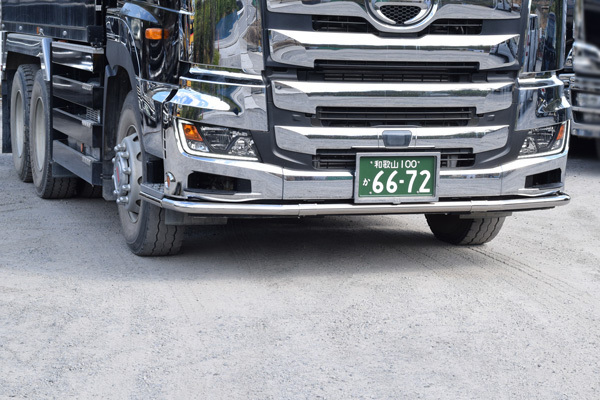 新品 新品 ダンプ用 日野 新型 プロフィア バンパー ステップガード 国産商品 ステンレス の落札情報詳細 ヤフオク落札価格情報 オークフリー スマートフォン版