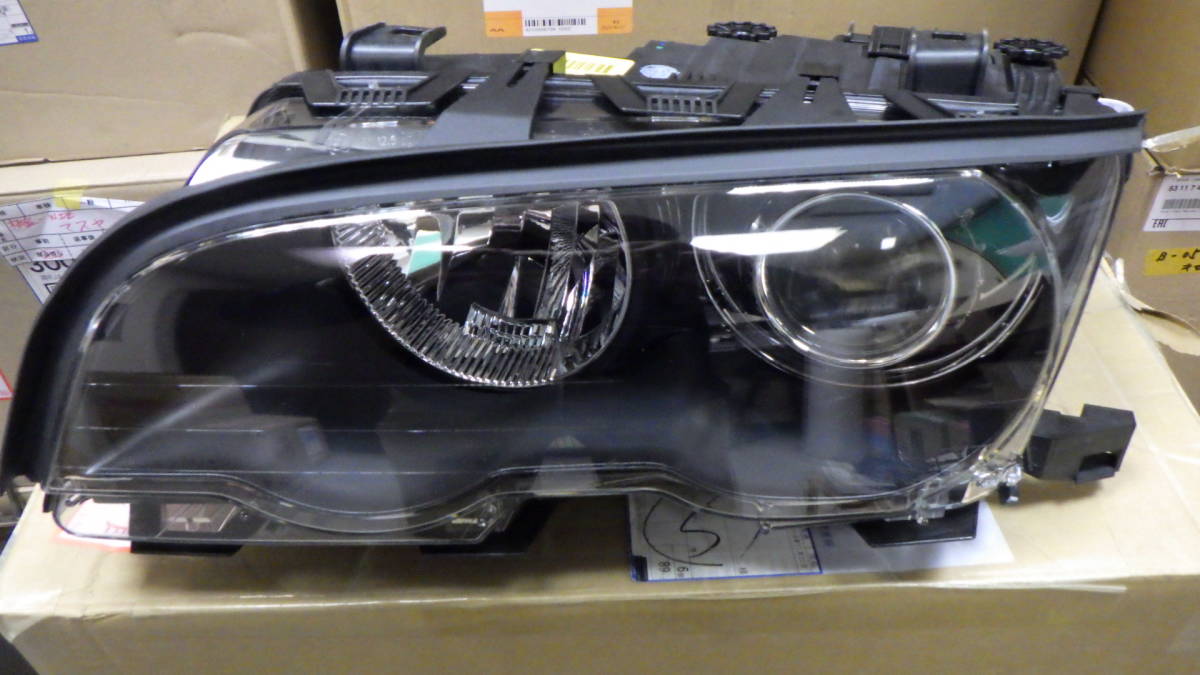 BMW (E46 M3) / 中古バイキセノン ヘッドライト 左 / 63127165819