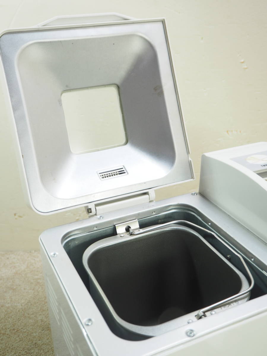 T5064 1 Twinbird ツインバード 家庭用パン焼き器 ホームベーカリー Py D533 の落札情報詳細 ヤフオク落札価格情報 オークフリー スマートフォン版
