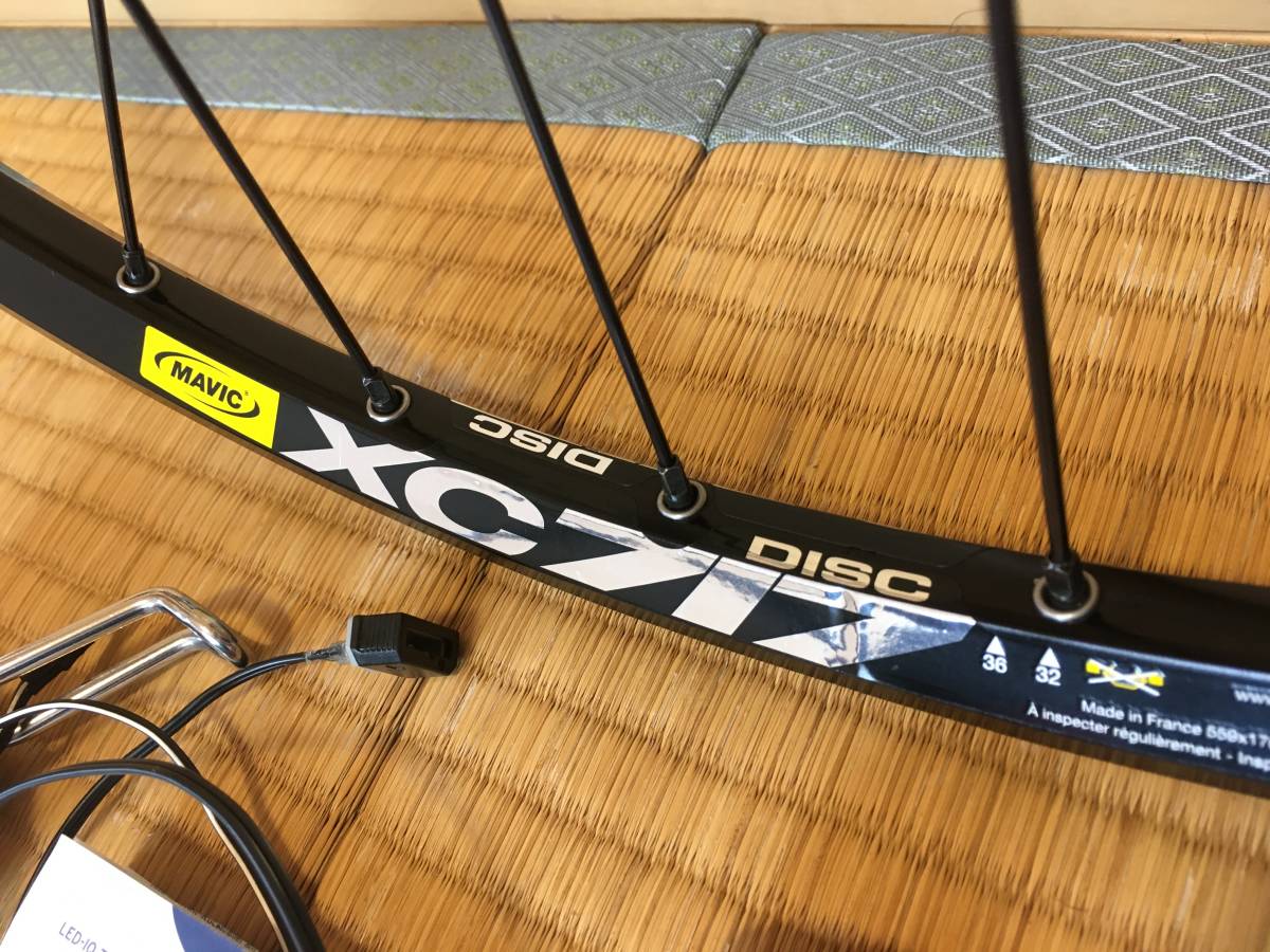 フランス製26lnch MTBホイール x717マビックdisc 11-34つき フランス製