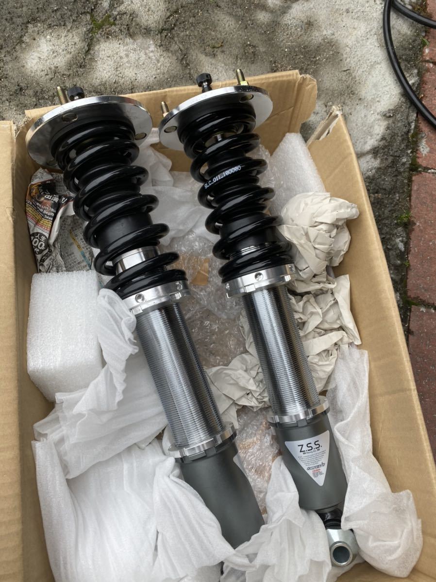 新品 新品未使用 Bmw F12 13 6シリーズ M6 用 Zss 車高調 リアのみ バネレート8kg 鍛造ブラケット F10 F11 M5 などの流用などに の落札情報詳細 ヤフオク落札価格情報 オークフリー スマートフォン版