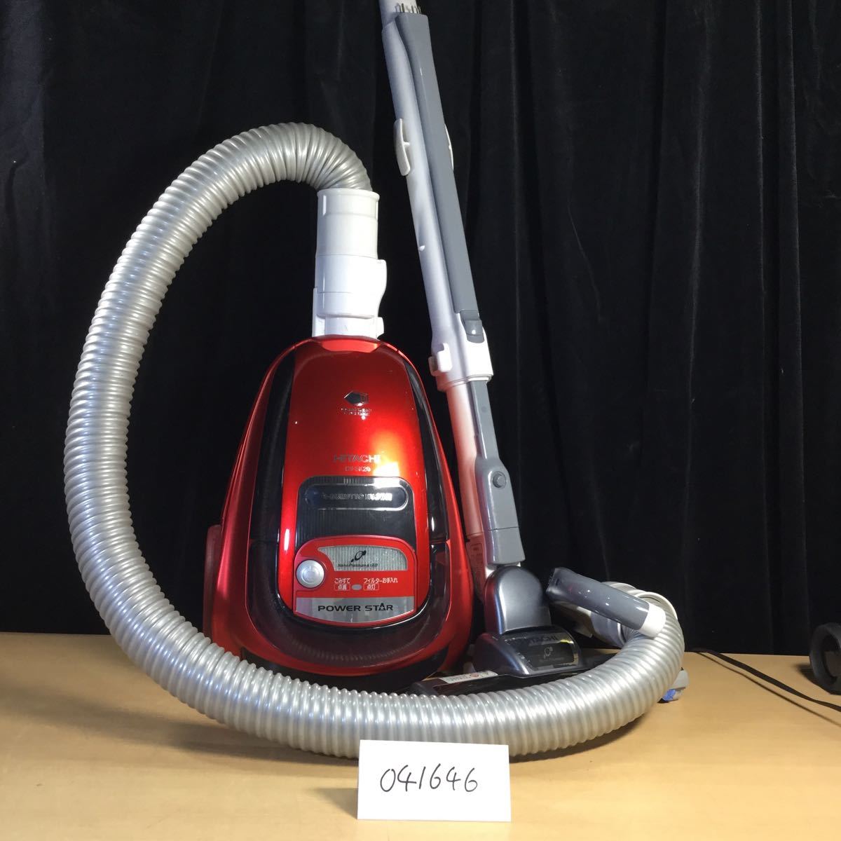 HITACHI サイクロン　CV-SK20 2007年製 HITACHI サイクロン掃除機 CV-SK20 中古品（041646) の落札