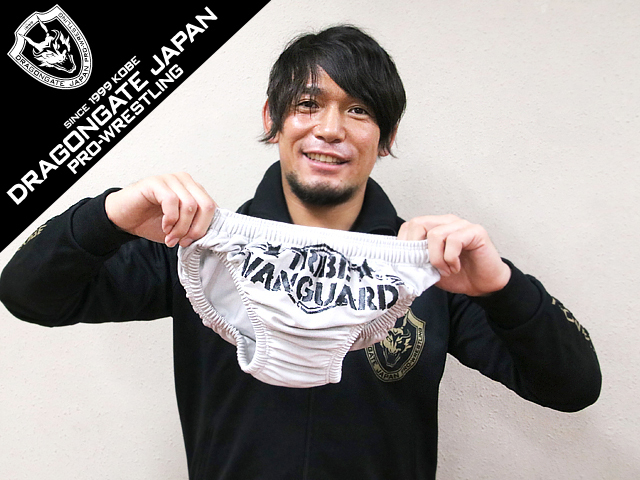 DRAGONGATEドラゴンゲートkzy選手の私物シャツ認定証あり DRAGONGATEドラゴンゲートkzy選手の私物シャツ認定証あり