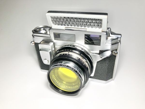 折りたたみ式セレン光電池装備！ 露出計、距離計内蔵！ Konica コニカ