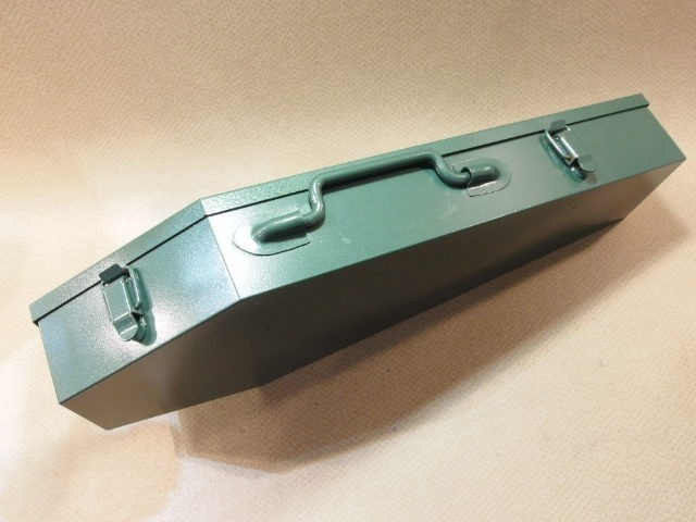 ヘッドハンターズ ブライトリバー コフィン 棺桶型 タックルボックス 