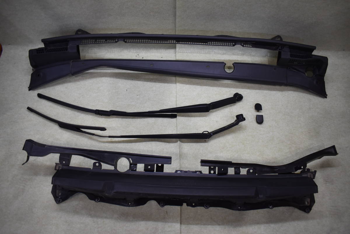 インプレッサ スポーツ 1 6 L アイサイト Gt2 スバル フロント 歩行者用 エアバック Srs カウルトップパネル ワイパー 付き の落札情報詳細 ヤフオク落札価格情報 オークフリー スマートフォン版