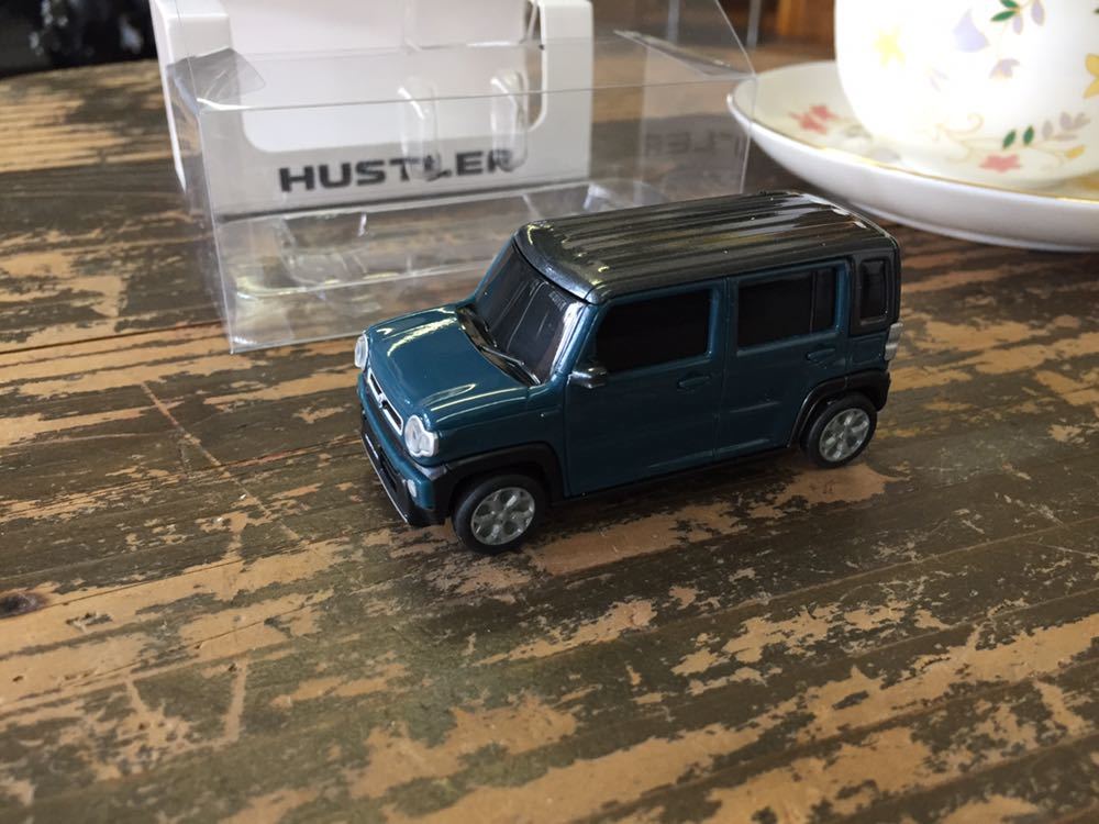 新品 新品 未使用 新型ハスラー デニムブルー ミニカー カラーサンプル プルバックカー 箱付き スズキ アメリカン 雑貨 カフェ オブジェ の落札情報詳細 ヤフオク落札価格情報 オークフリー スマートフォン版