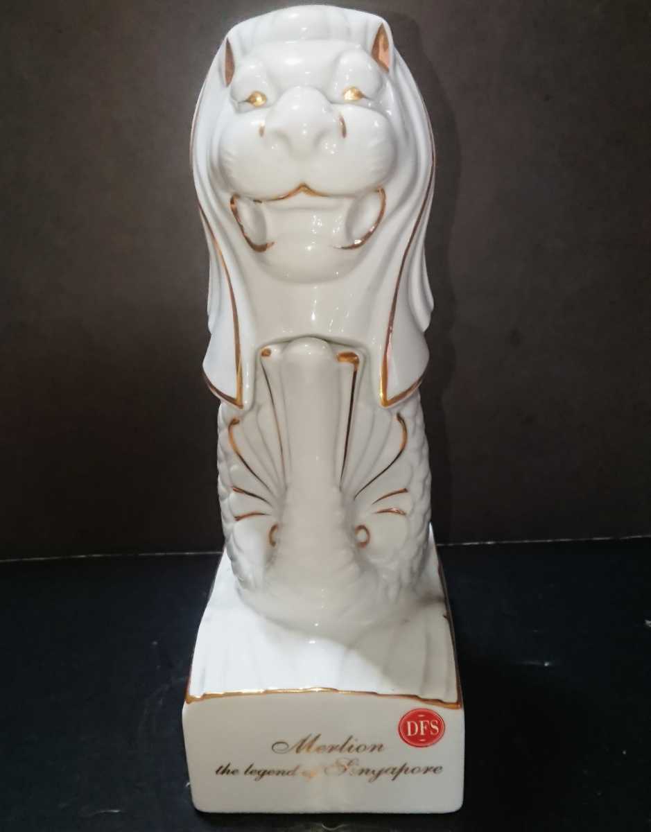 新品】マーライオン 白 陶器ボトル 700ml 40% MERLION Franceuille