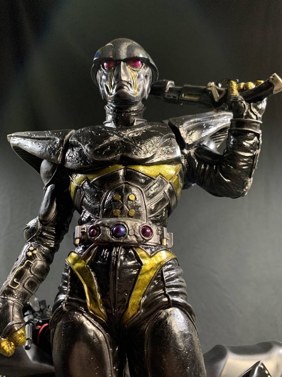 レインボー造型企画 雨宮慶太版 人造人間ハカイダー ガレージ