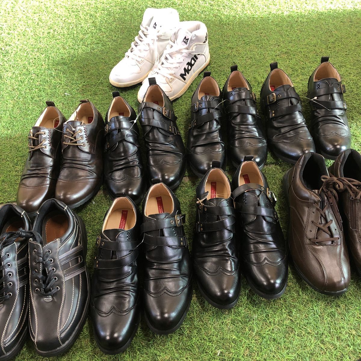 新品 Km113 メンズ ビジネスシューズ 靴 スニーカー ファッション 種類 サイズ メーカー色々 未使用 展示 大量まとめ タグなし 色焼け有 の落札情報詳細 ヤフオク落札価格情報 オークフリー スマートフォン版
